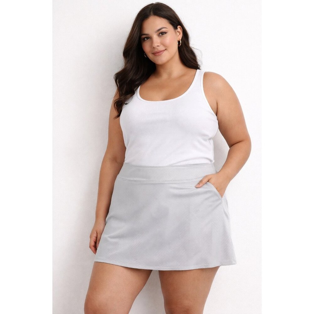 Sigrid Olsen White Chevron Textured Golf Skort XL